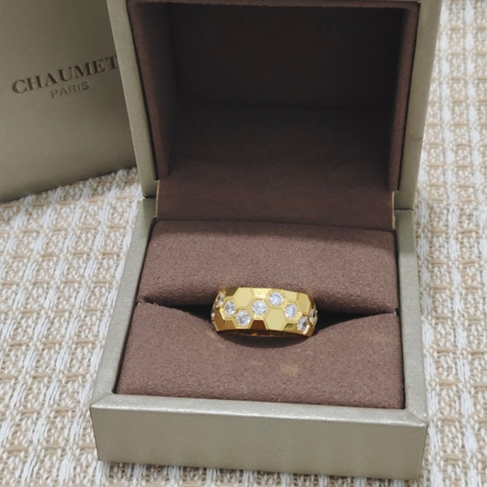 Chaumet 18K Gold Honeycomb Ring
